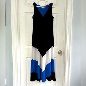 Sandra Darren Black and White Sleeveless V-Neck Sundress